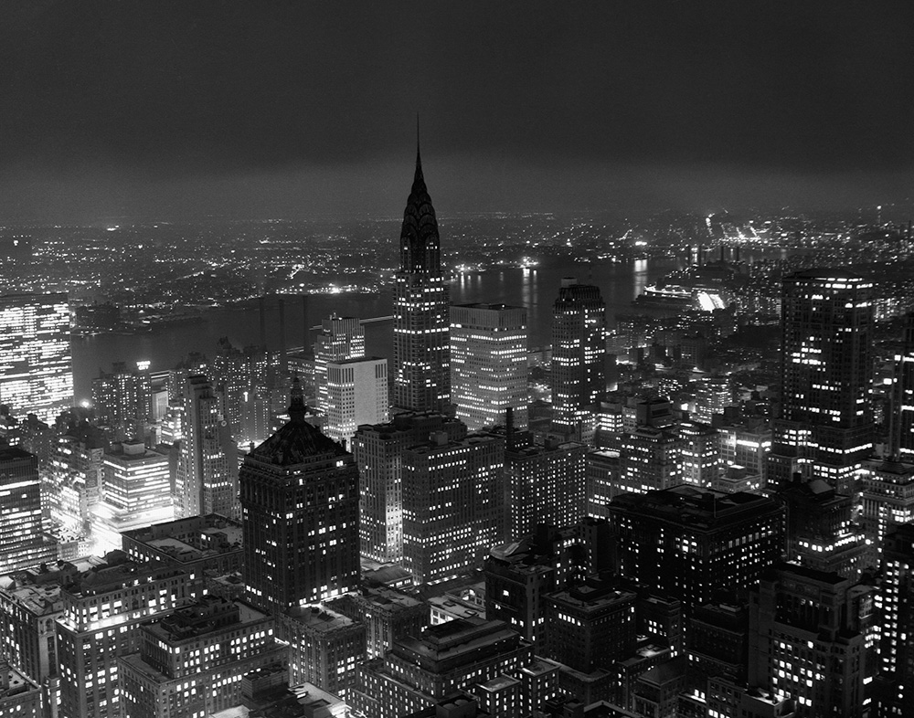 Фото города в черно белом стиле